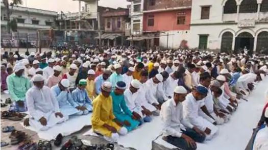 अकीदत से पढ़ी गई ईद की नमाज,सुरक्षा व्यवस्था रही चौकस