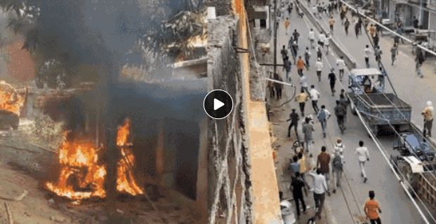 पटना में प्रदर्शनकारियों-पुलिस के बीच 100 राउंड से ज्यादा फायरिंग;स्टेशन में आगजनी के बाद बवाल
