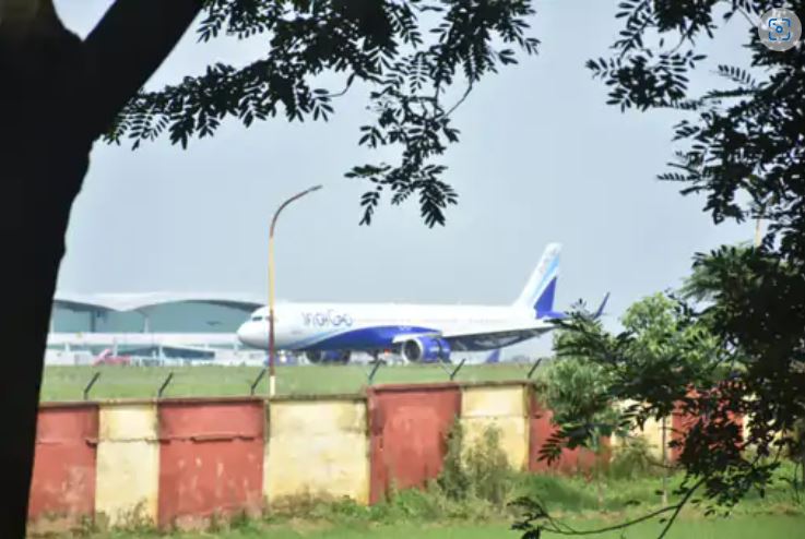 32 विधायक रांची से रायपुर एयरलिफ्ट,फ्लाइट से भेजे गए सभी;2 दिन के लिए बुक कराया गया रिसॉर्ट