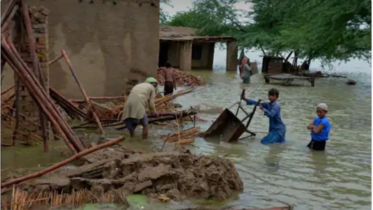 पाक में बाढ़ से अब तक 1140 लोगों की मौत:मोदी ने हालात पर दुख जताया,मदद भेज सकता है भारत