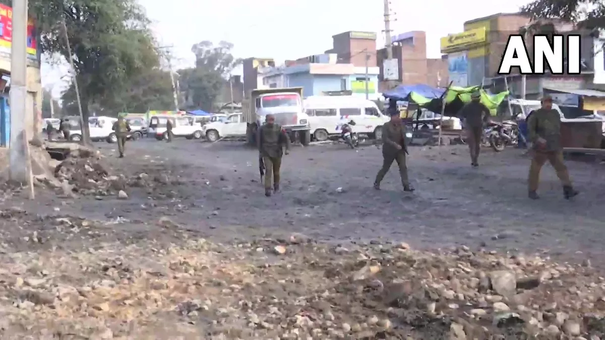 जम्मू के नरवाल इलाके में लगातार हुए 2 बम धमाके, 6 लोग घायल