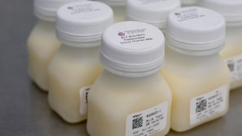 जब FSSAI ने किया है बैन तो फिर कैसे बिक रहा है ब्रेस्ट मिल्क,कंपनियां करती हैं ऐसी चालाकियां