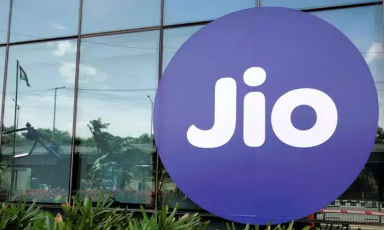 Jio का सस्ता प्लान,एक रिचार्ज करवाने के बाद नहीं पड़ेगी पूरे साल जरूरत