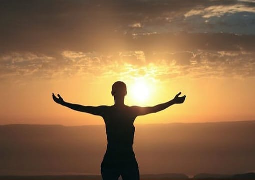 जीवन में सबसे खुश कौन?