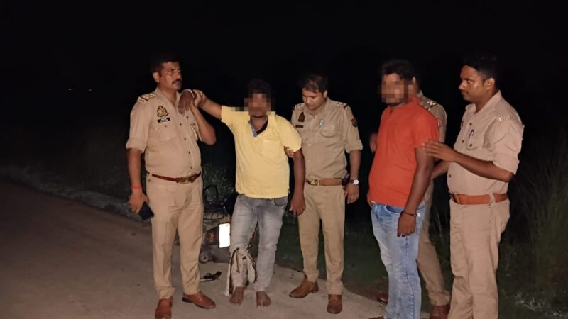 पुलिस मुठभेड़ में गौ-तस्कर साथी समेत गिरफ्तार