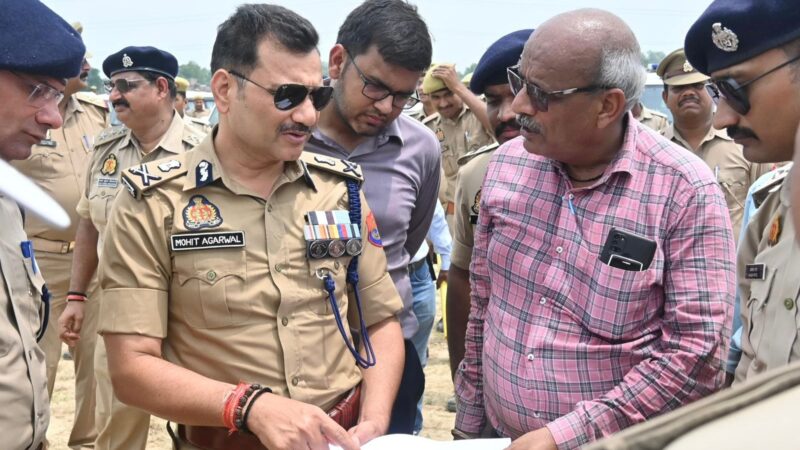 प्रधानमंत्री के आगमन से पहले पुलिस आयुक्त व जिलाधिकारी ने किया सभास्थल का निरीक्षण