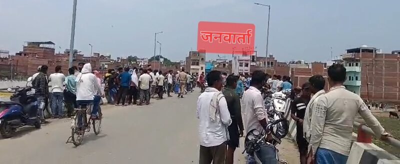 जानिए,किस पुल पर हुआ बड़ा हादसा,किसकी गई जान और कौन हुआ घायल
