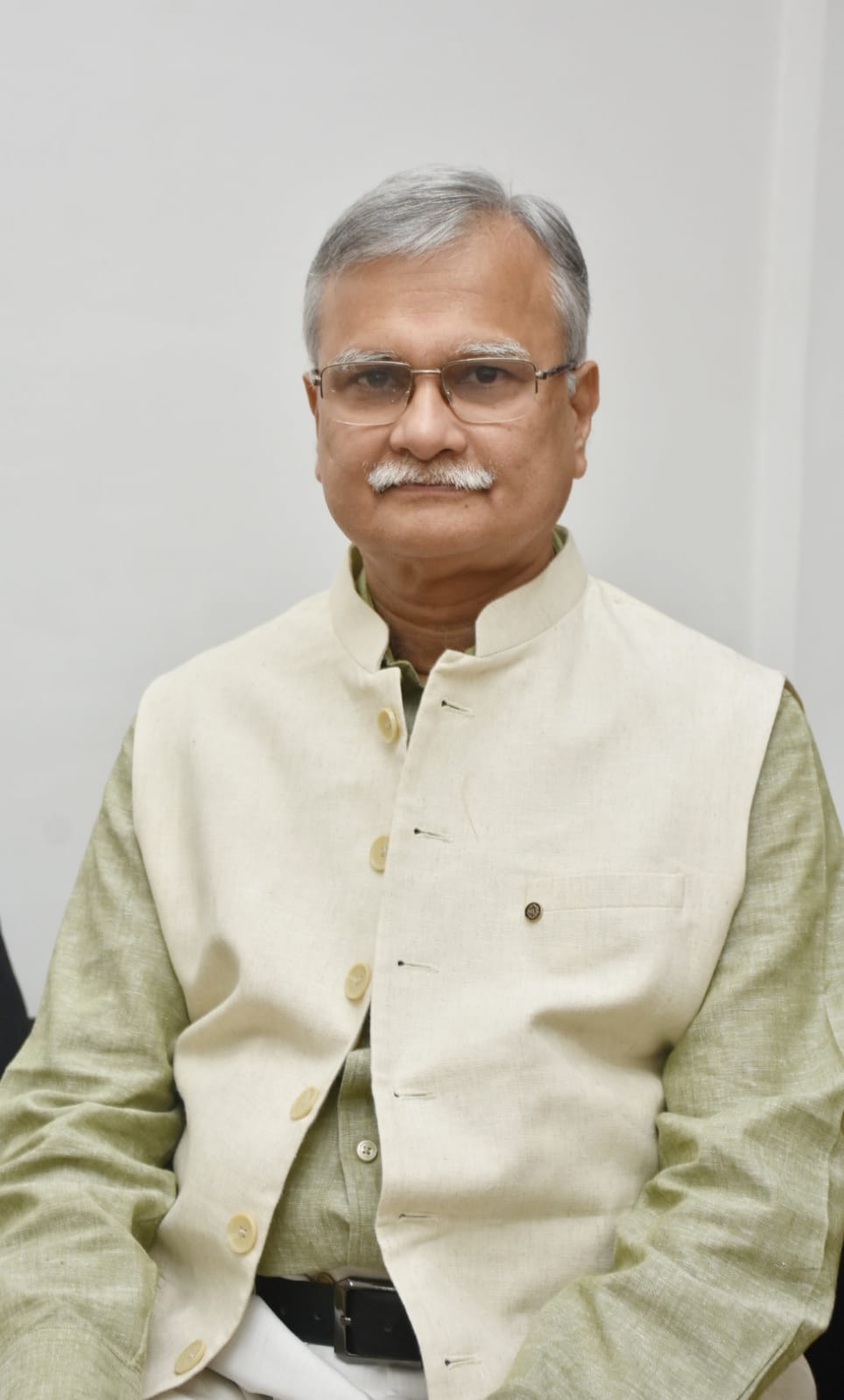 प्रो. अजीत कुमार चतुर्वेदी ने बीएचयू के 29वें कुलपति के रूप में कार्यभार संभाला