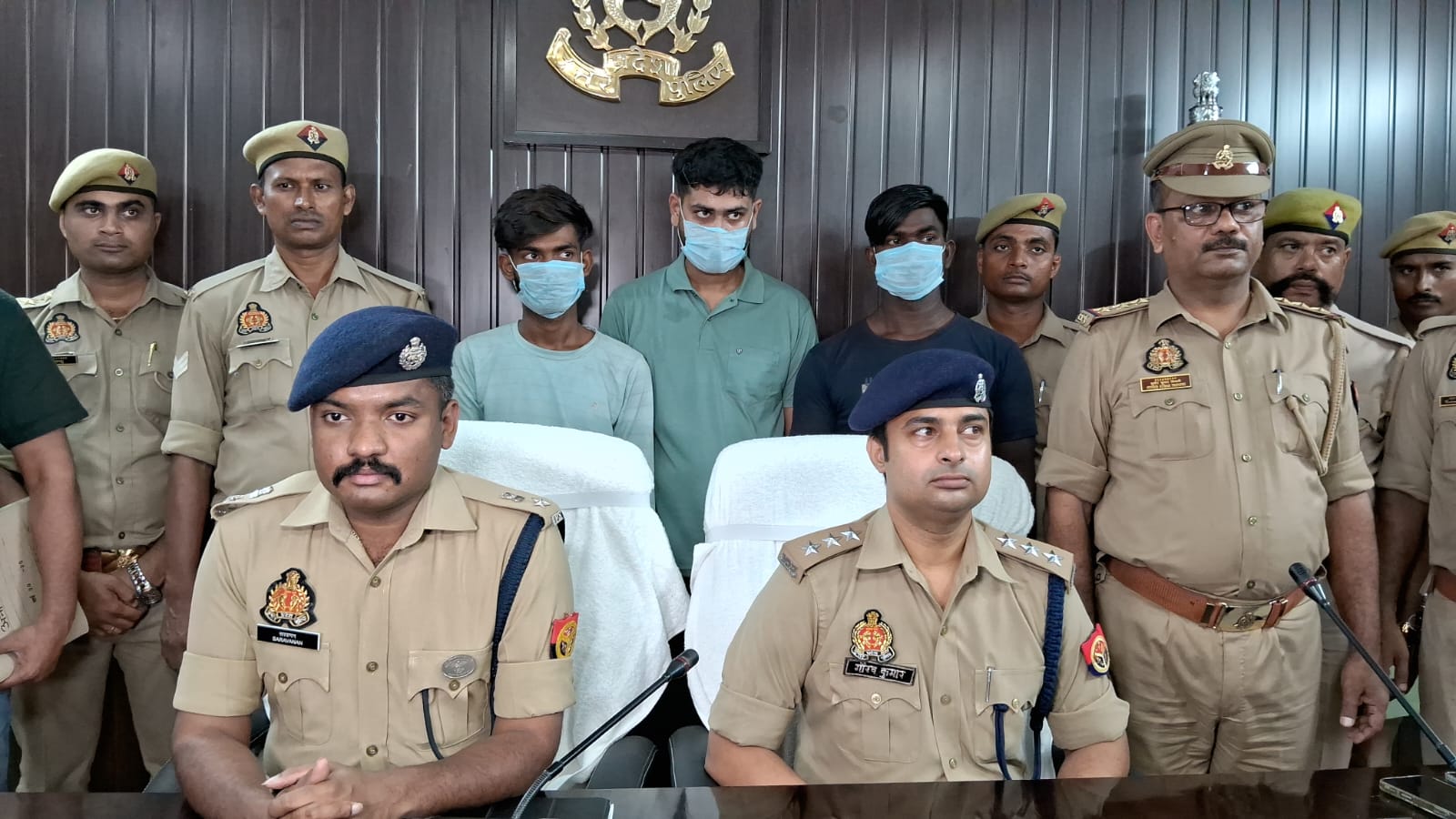 पार्किंग विवाद में अध्यापक की निर्मम हत्या के तीनों आरोपी गिरफ्तार