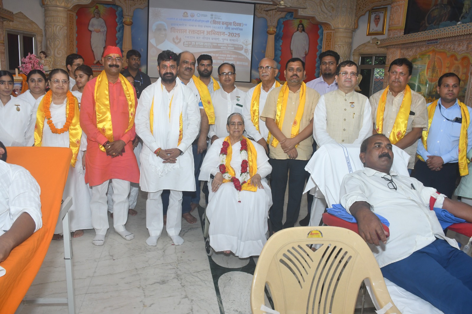 रक्तदान अभियान के अंतिम दिन सारनाथ में व्यापक सहभागिता