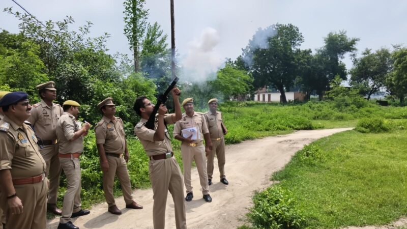 वाराणसी: पुलिस उपायुक्त गोमती जोन ने थाना जंसा का किया वार्षिक निरीक्षण