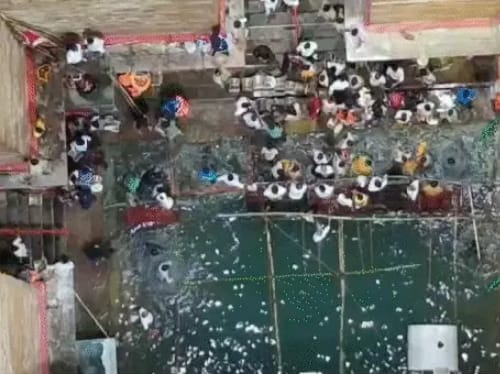 लोलार्क कुंड में उमड़ा आस्था का सैलाब