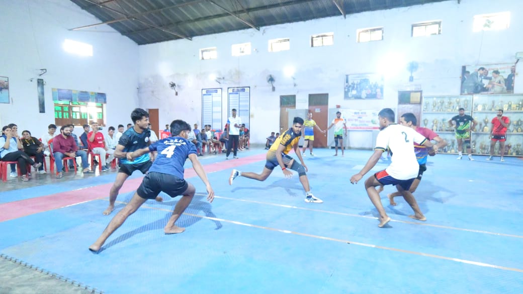 राष्ट्रीय खेल दिवस: काशी विद्यापीठ में कबड्डी प्रतियोगिता के साथ उत्साहपूर्ण शुरुआत