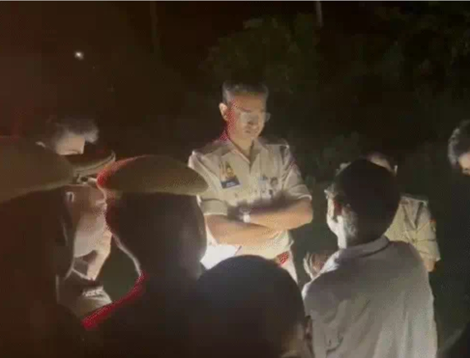एक करोड़ की चांदी लूटने वाला बदमाश पुलिस मुठभेड़ मे ढेर साथी घायल
