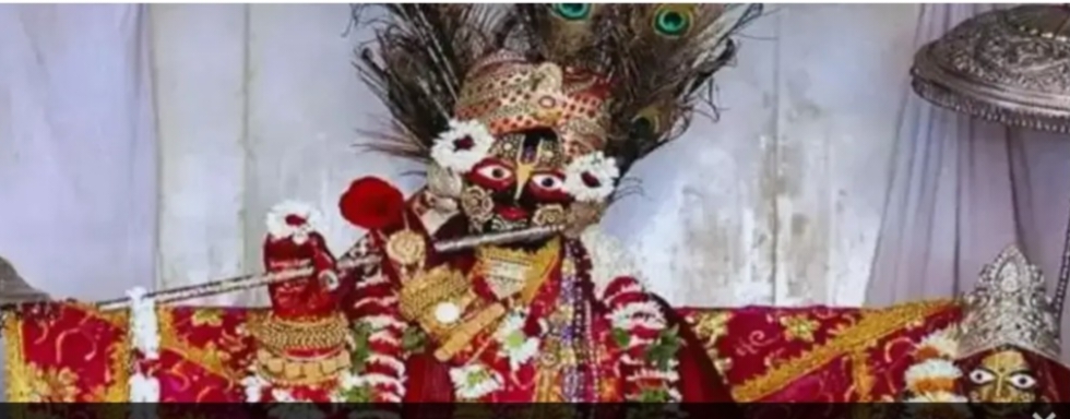 करौली : गोपीनाथ जी के मंदिर में दिन में होता है श्रीकृष्ण जन्मोत्सव