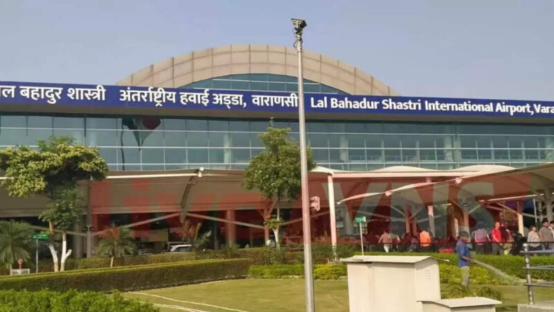 नेपाल हिंसा के कारण आबूधाबी-काठमांडू फ्लाइट वाराणसी में डायवर्ट