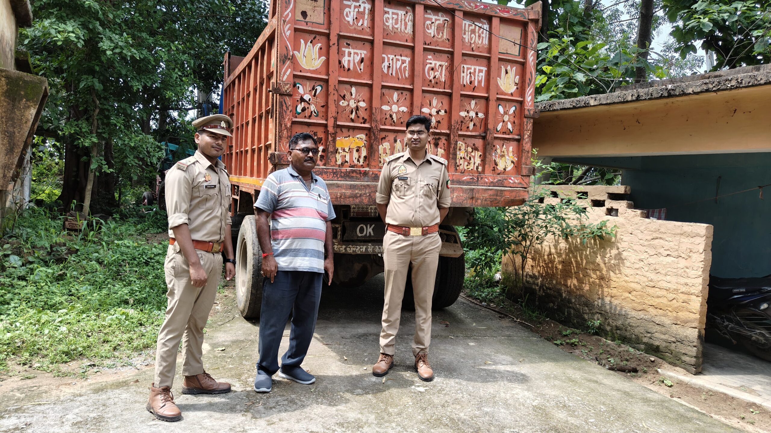 सोनभद्र: कनहर नदी से अवैध बालू खनन पर वन विभाग की बड़ी कार्रवाई
