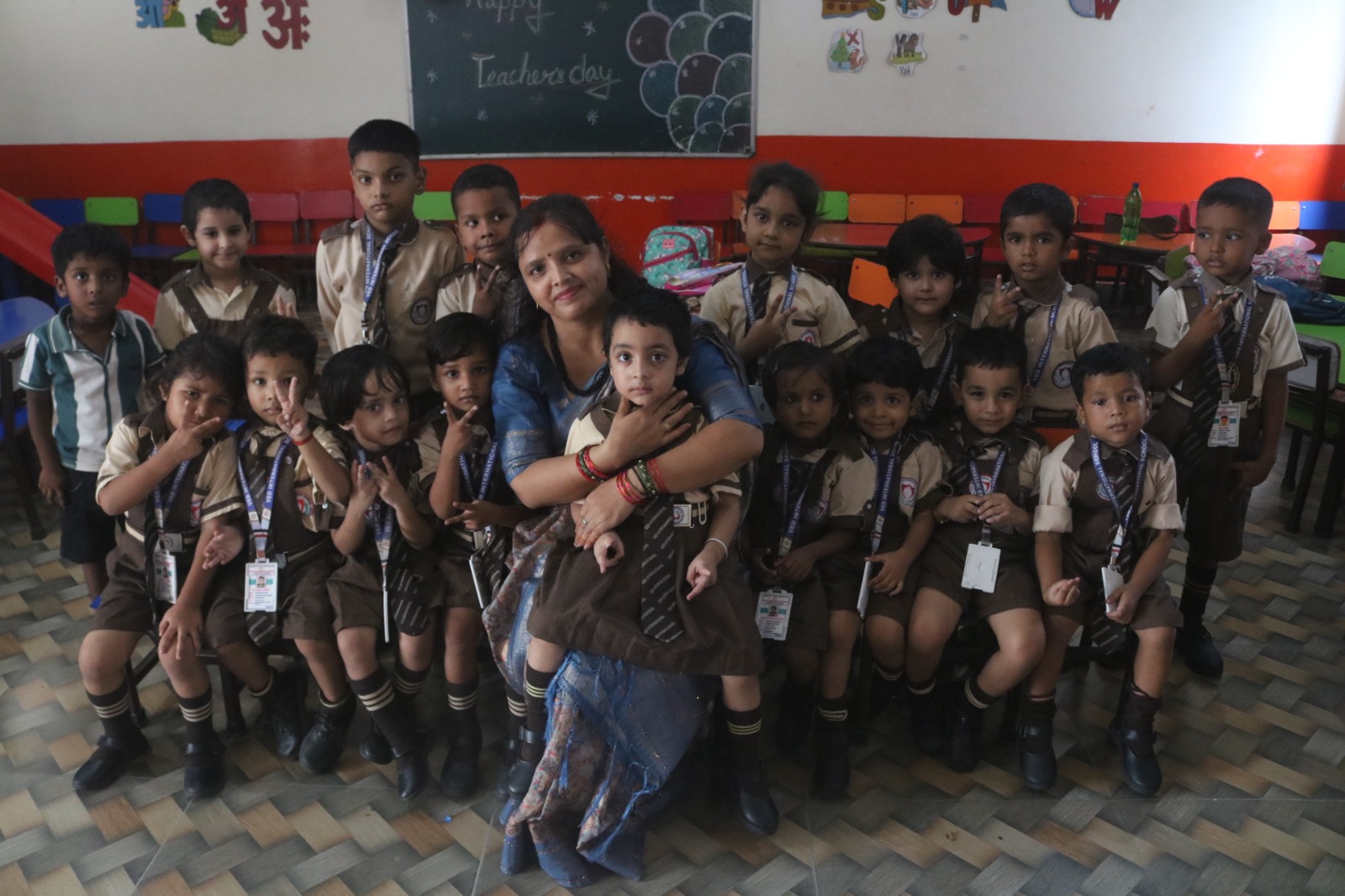 वेद इंटरनेशनल स्कूल में उत्साह पूर्वक मनाया गया शिक्षक दिवस