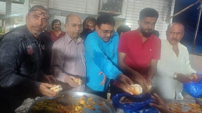 मुंबई : मुलुंड में गणेश विसर्जन बना हिंदू-मुस्लिम एकता की मिसाल