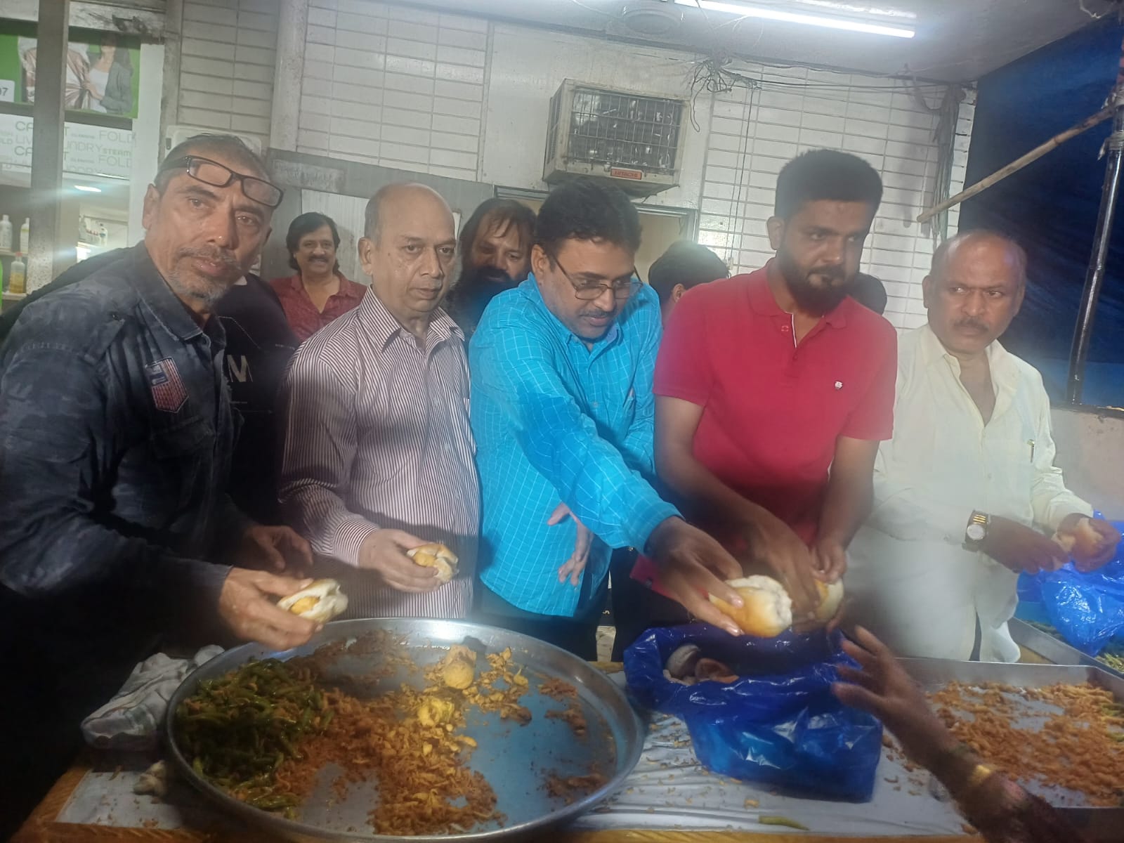 मुंबई : मुलुंड में गणेश विसर्जन बना हिंदू-मुस्लिम एकता की मिसाल