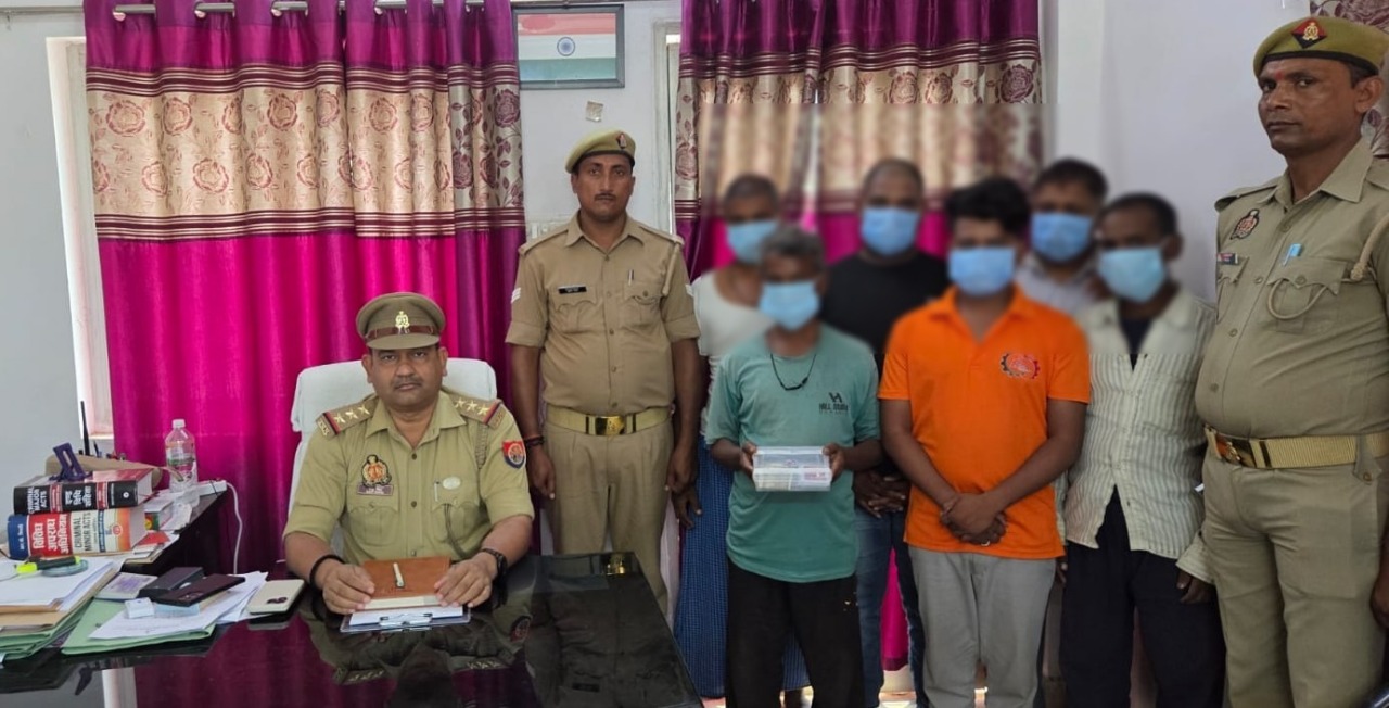 जुआ खेलते 6 लोग गिरफ्तार