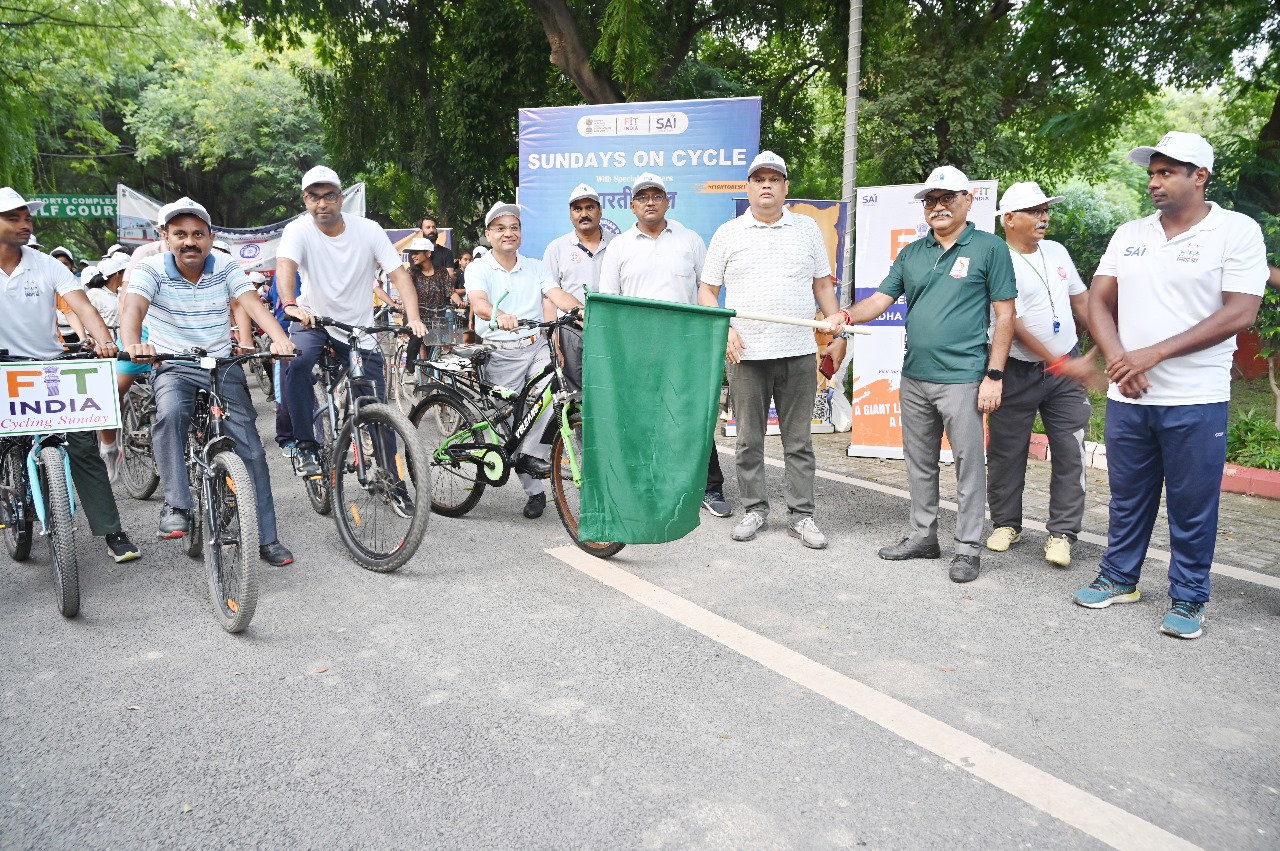 साइकिल रैली के साथ बरेका ने दिया फिटनेस का संदेश