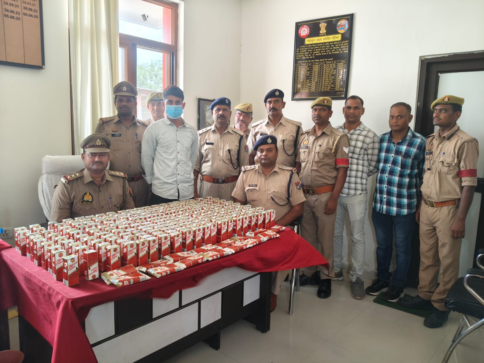 वाराणसी: जीआरपी ने 43.2 लीटर अवैध शराब के साथ एक तस्कर किया गिरफ्तार