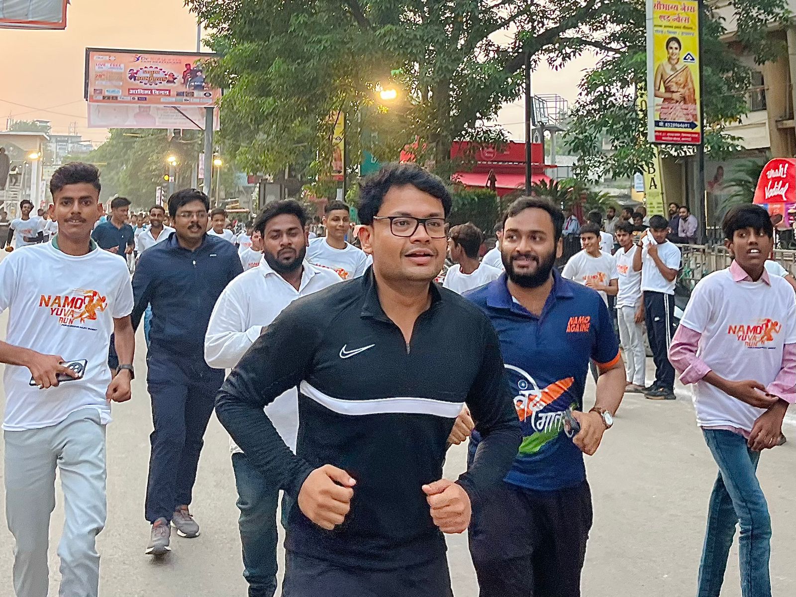 वाराणसी में ‘मोदी मैराथन’: युवा ऊर्जा और संकल्प का अद्भुत प्रदर्शन