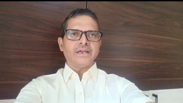 वाराणसी पुलिस कमिश्नर के खिलाफ शिकायत पर शासन ने लिया संज्ञान, मांगे साक्ष्य