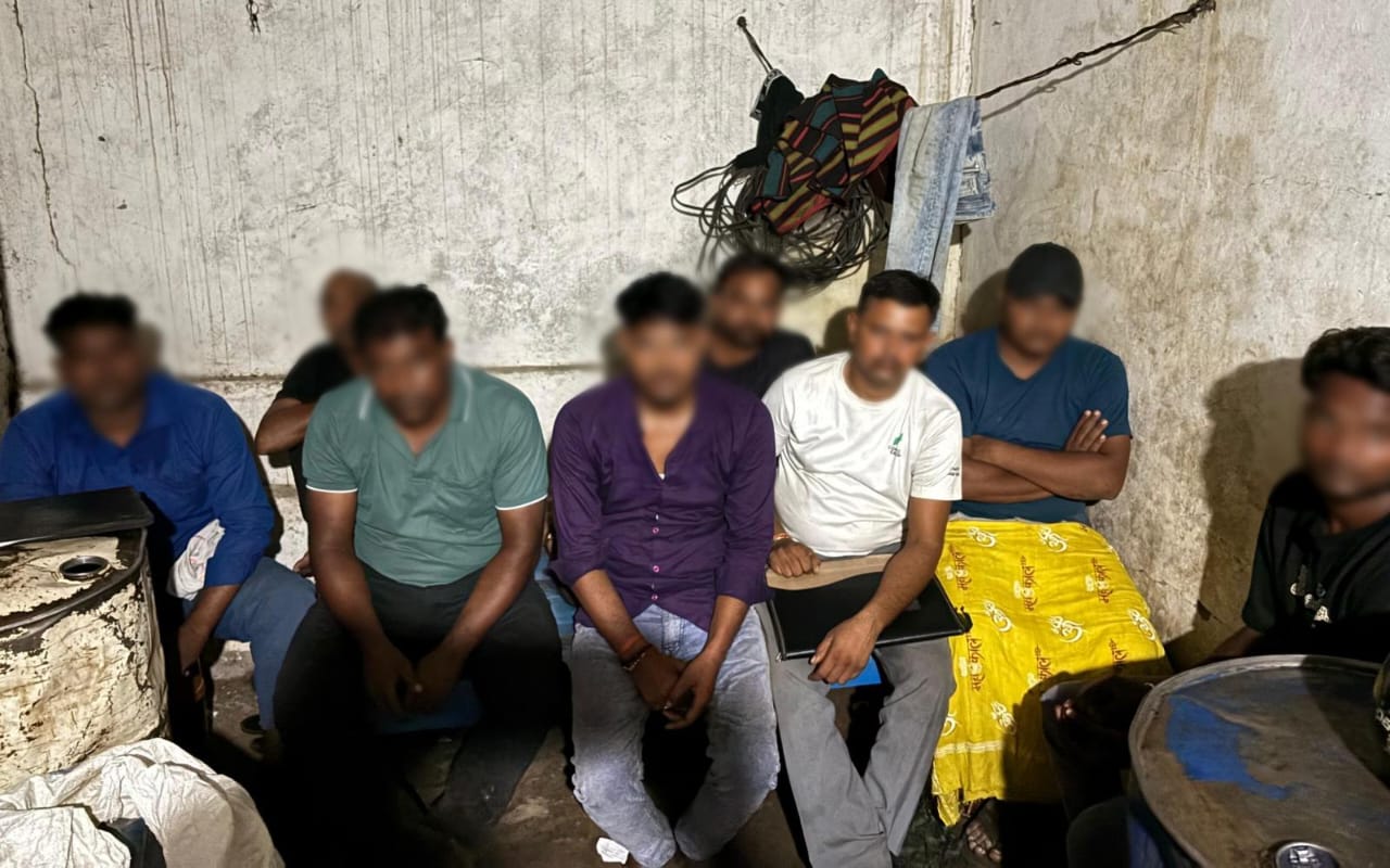 रामनगर में तेल चोरी के अवैध धंधे का पर्दाफाश, 8 गिरफ्तार