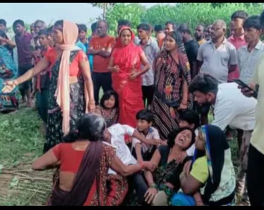 बलिया : खेत में मिला मजदूर का शव