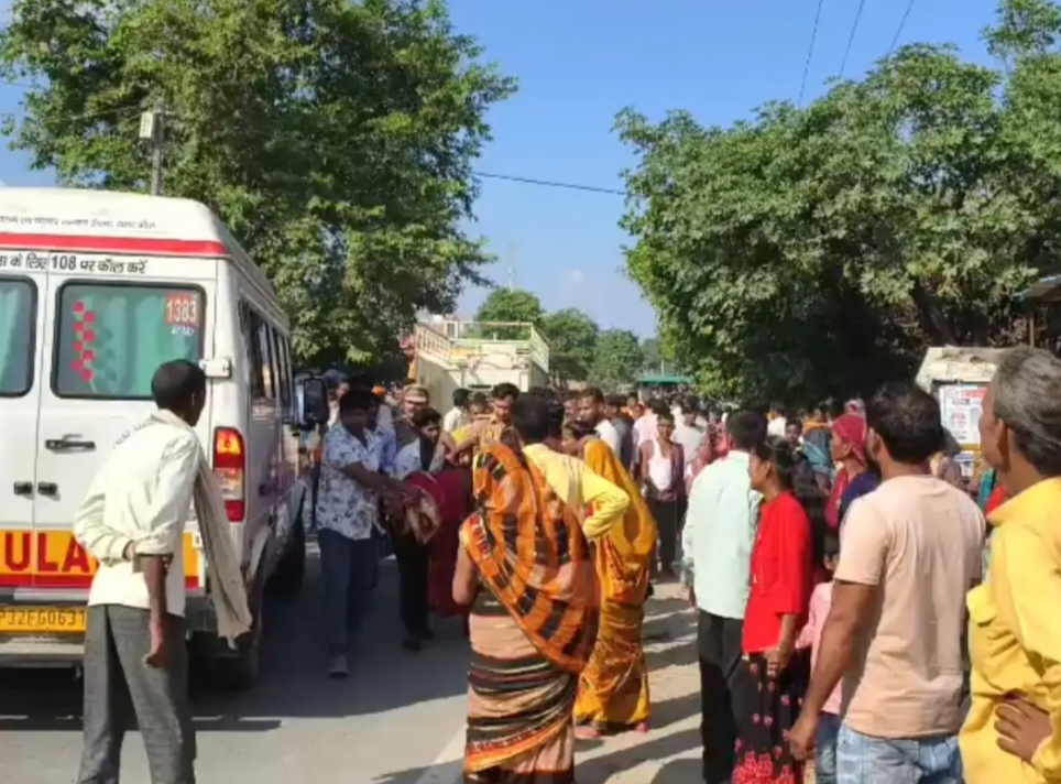 हरदोई : सड़क हादसे में एक ही परिवार के 5 लोगों की गई जान