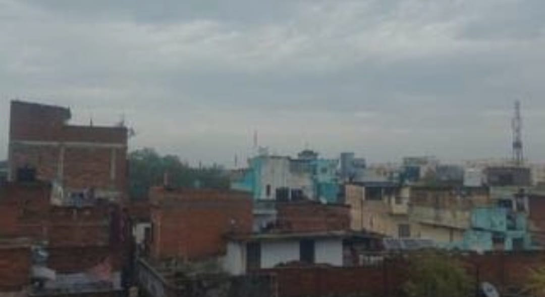 उत्तर प्रदेश में मौसम अलर्ट: चंदौली, मिर्जापुर, सोनभद्र और वाराणसी में अगले 3 घंटों में गरज-चमक के साथ बारिश की चेतावनी