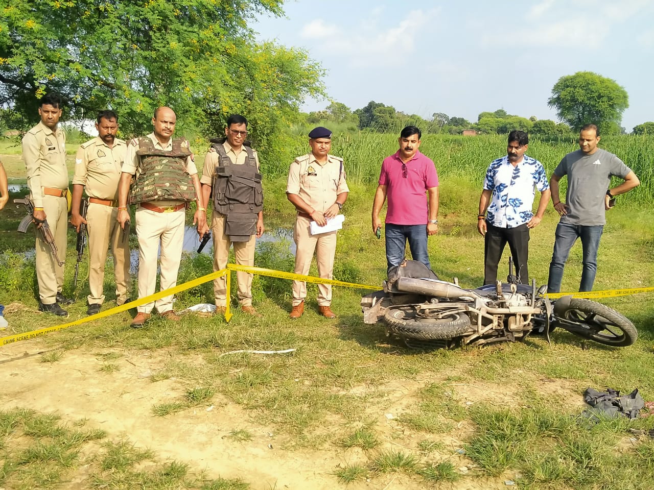 मिर्जापुर मुठभेड़ : 25-25 हजार के दो इनामिया समेत तीन गिरफ्तार