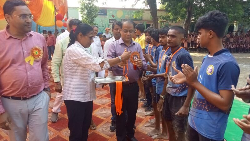 जनपदीय खो-खो एवं सांसद खेलकूद प्रतियोगिता 2025 का विधायक ने किया उद्घाटन