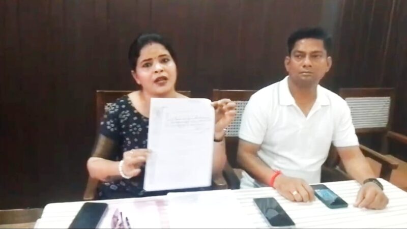 महिला व्यापार मंडल की अध्यक्ष ने किया व्यापारियों से उगाही और धमकी का खुलासा