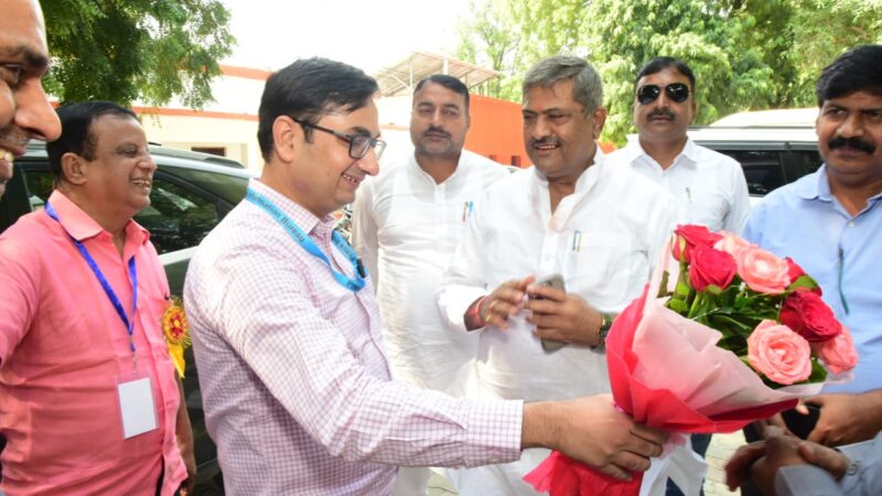 पत्रकारों की संवेदनशीलता और तथ्यपरक खबरें राष्ट्र प्रगति का आधार: धर्मेंद्र सिंह