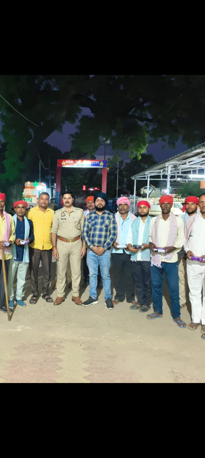 सैयदराजा थाने में दीपावली की पूर्व संध्या पर सौहार्द का माहौल,