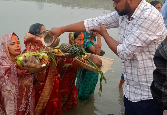 आस्था का महापर्व छठ, श्रद्धा और आस्था में डूबा पूर्वांचल