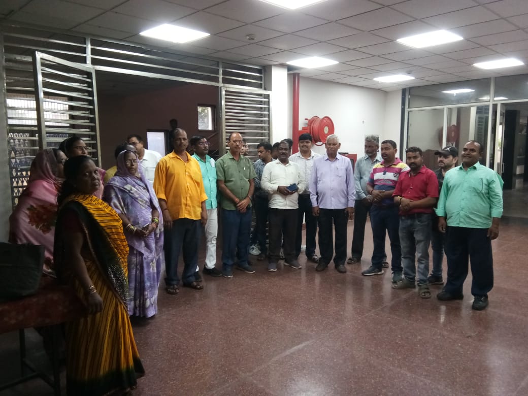 बनारस में बिजली कर्मियों का निजीकरण के खिलाफ जोरदार प्रदर्शन