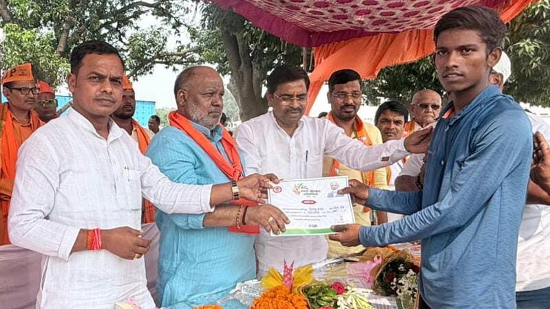 दो दिवसीय काशी सांसद खेलकूद प्रतियोगिता 2025 का भव्य शुभारंभ