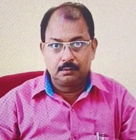 हाईवे पर अज्ञात वाहन की चपेट में आने से कलेक्ट में तैनात प्रशासनिक अधिकारी की मौत