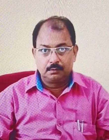 हाईवे पर अज्ञात वाहन की चपेट में आने से कलेक्ट में तैनात प्रशासनिक अधिकारी की मौत