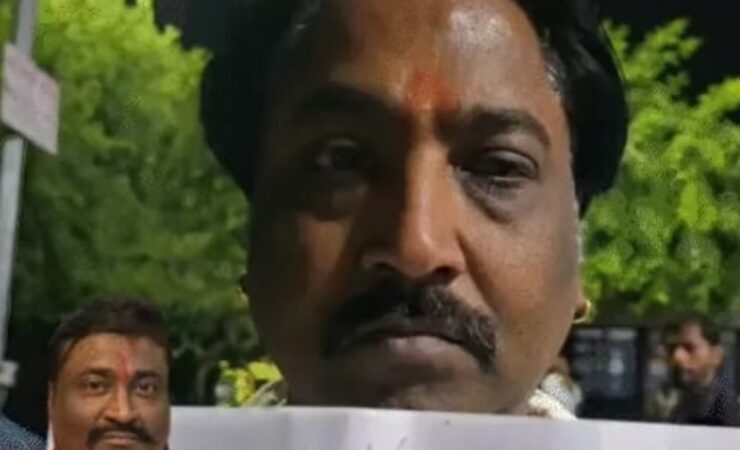 बाराबंकी में कपड़ा व्यापारी ने खुद को गोली मारी, सुसाइड नोट में लिखा — “अब जीने की हिम्मत नहीं बची”