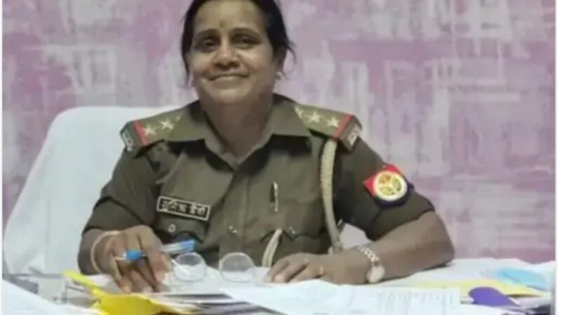 महिला थानाध्यक्ष 10 हजार की रिश्वत लेते रंगे हाथ गिरफ्तार