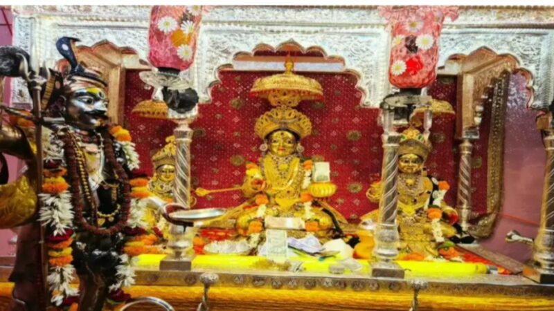 धनतेरस पर खुला मां अन्नपूर्णा का स्वर्णमयी दरबार, खजाना वितरण शुरू