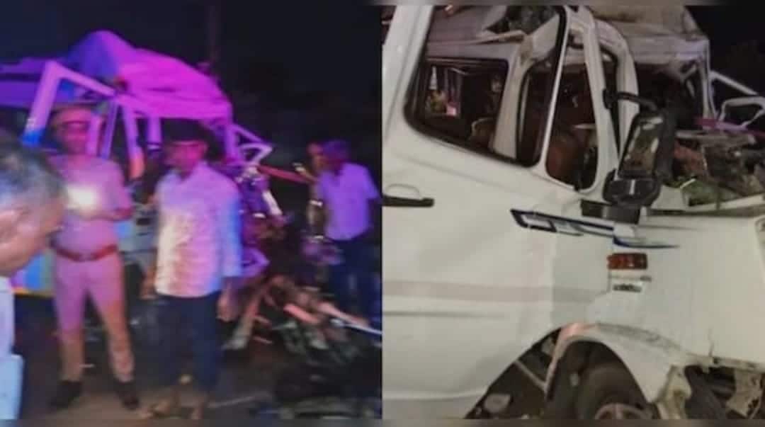 जोधपुर : टैंपो ट्रैवलर की ट्रेलर से टक्कर, 15 की मौत, दो घायल