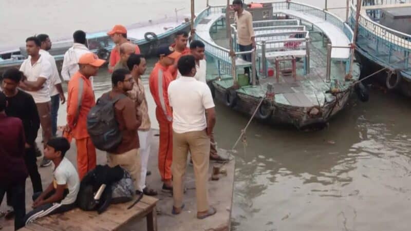 शीतलाघाट पर गंगा स्नान के दौरान युवक डूबा, एनडीआरएफ कर रही तलाश