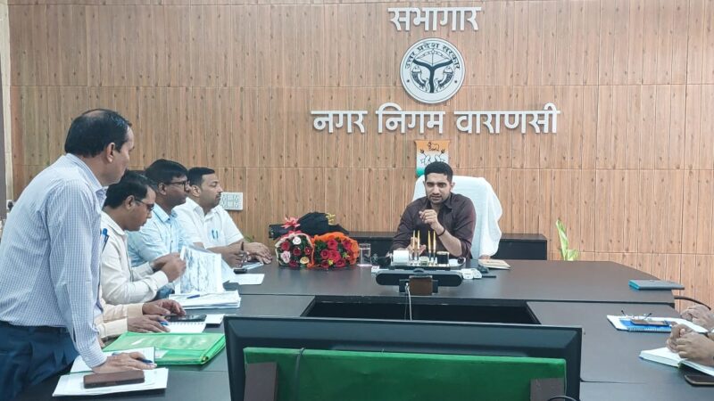 नगर आयुक्त की सख्ती! जल निगम इंजीनियर पर गिरी गाज 