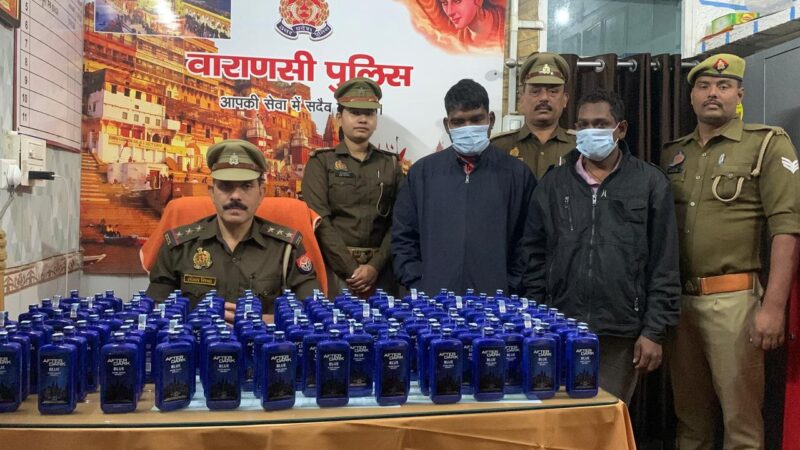 25 लीटर अवैध अंग्रेजी शराब के साथ दो बिहारी तस्कर गिरफ्तार